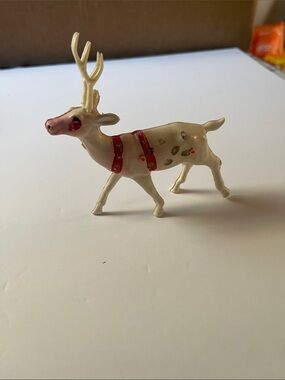 Vintage 1949/50’s plastic reindeer